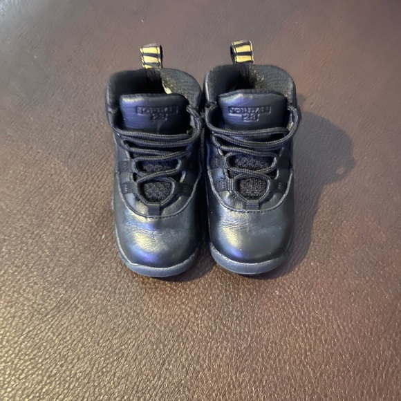 Air Jordan NYC 10s size 7c - Picture 1 of 4